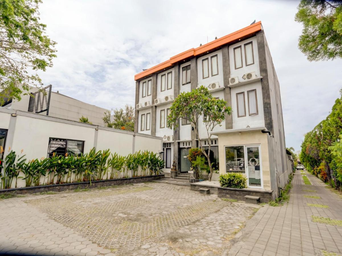 Hotel Warta Dua Denpasar Extérieur photo