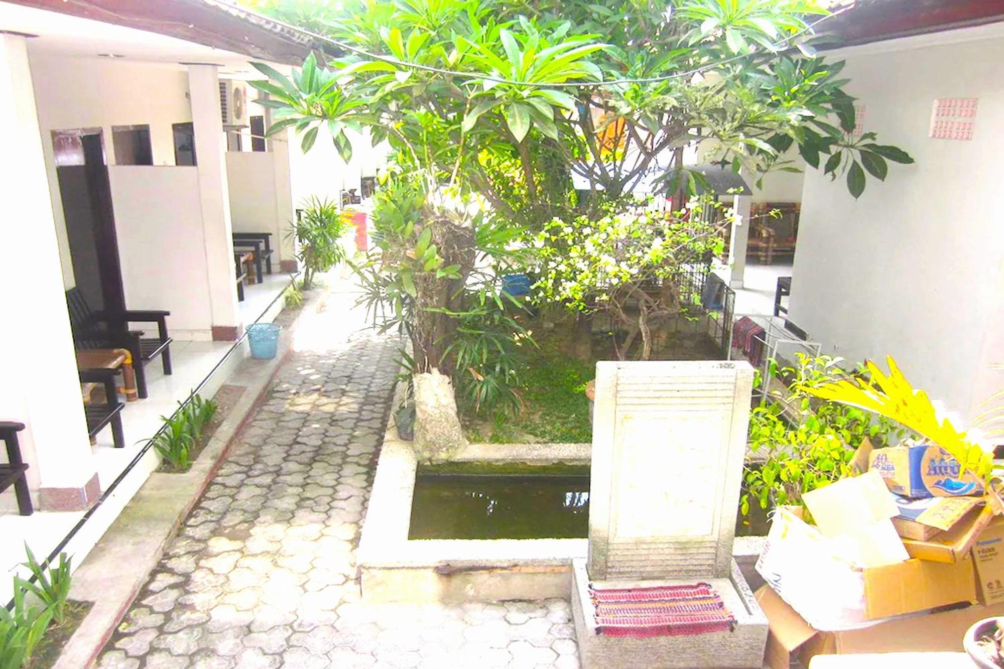 Hotel Warta Dua Denpasar Extérieur photo