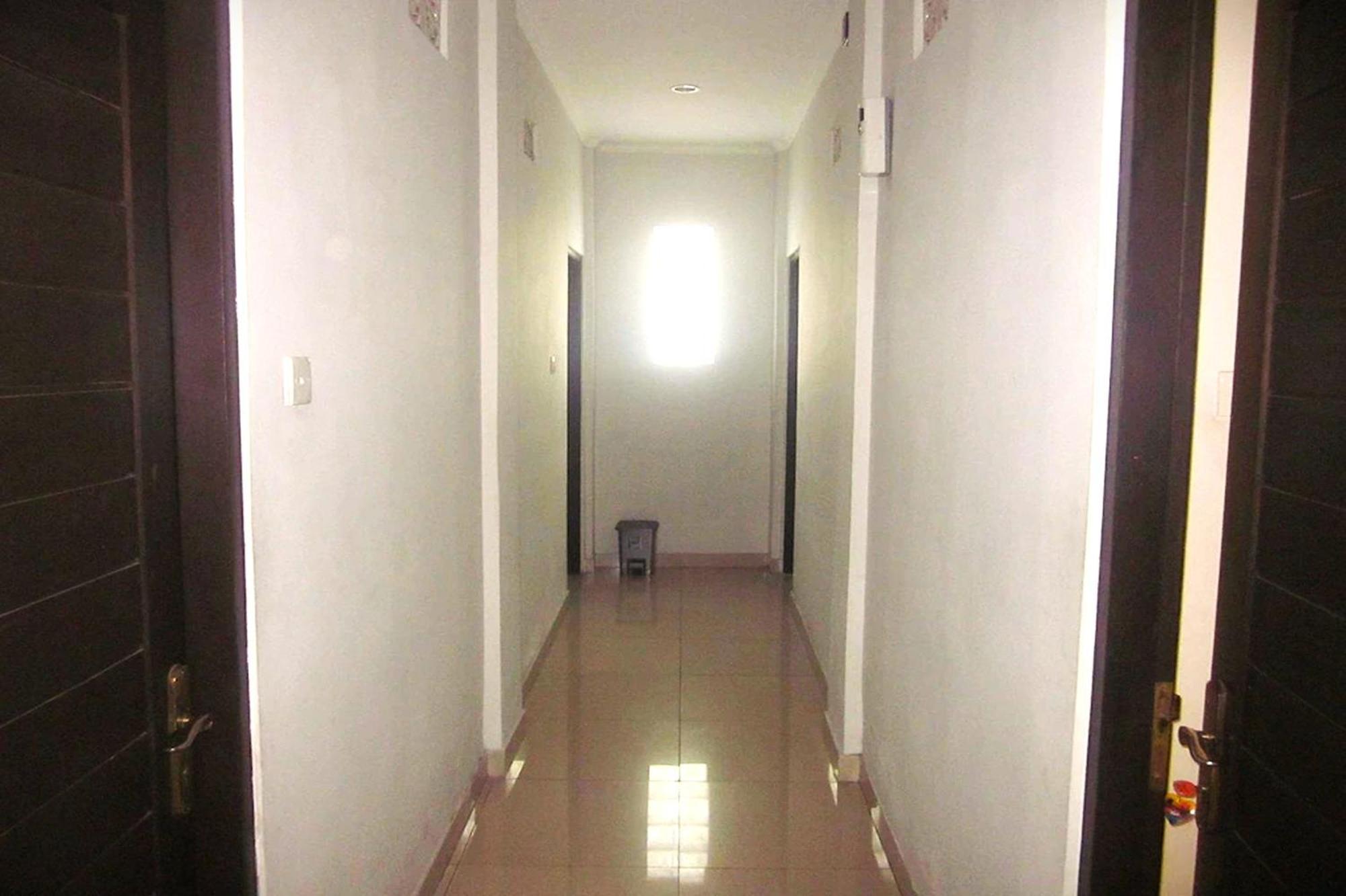 Hotel Warta Dua Denpasar Extérieur photo
